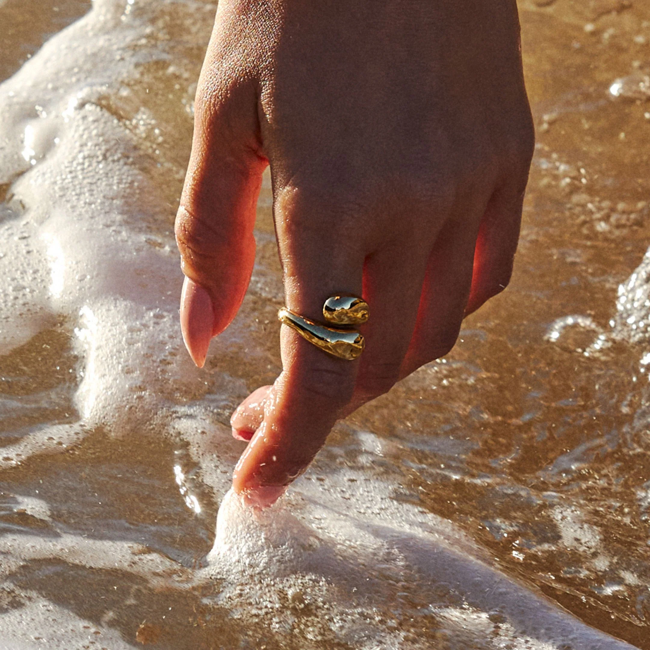 Double Twist Ring - Image 10