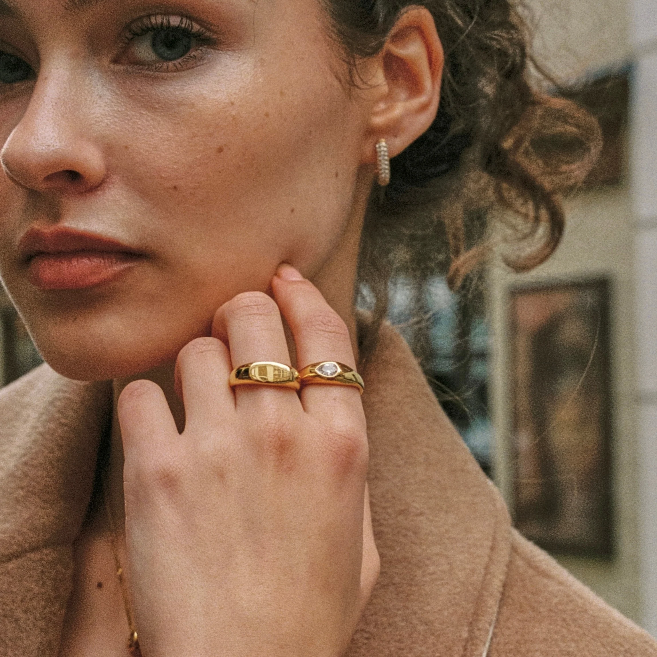 Everyday Signet Ring - Image 3
