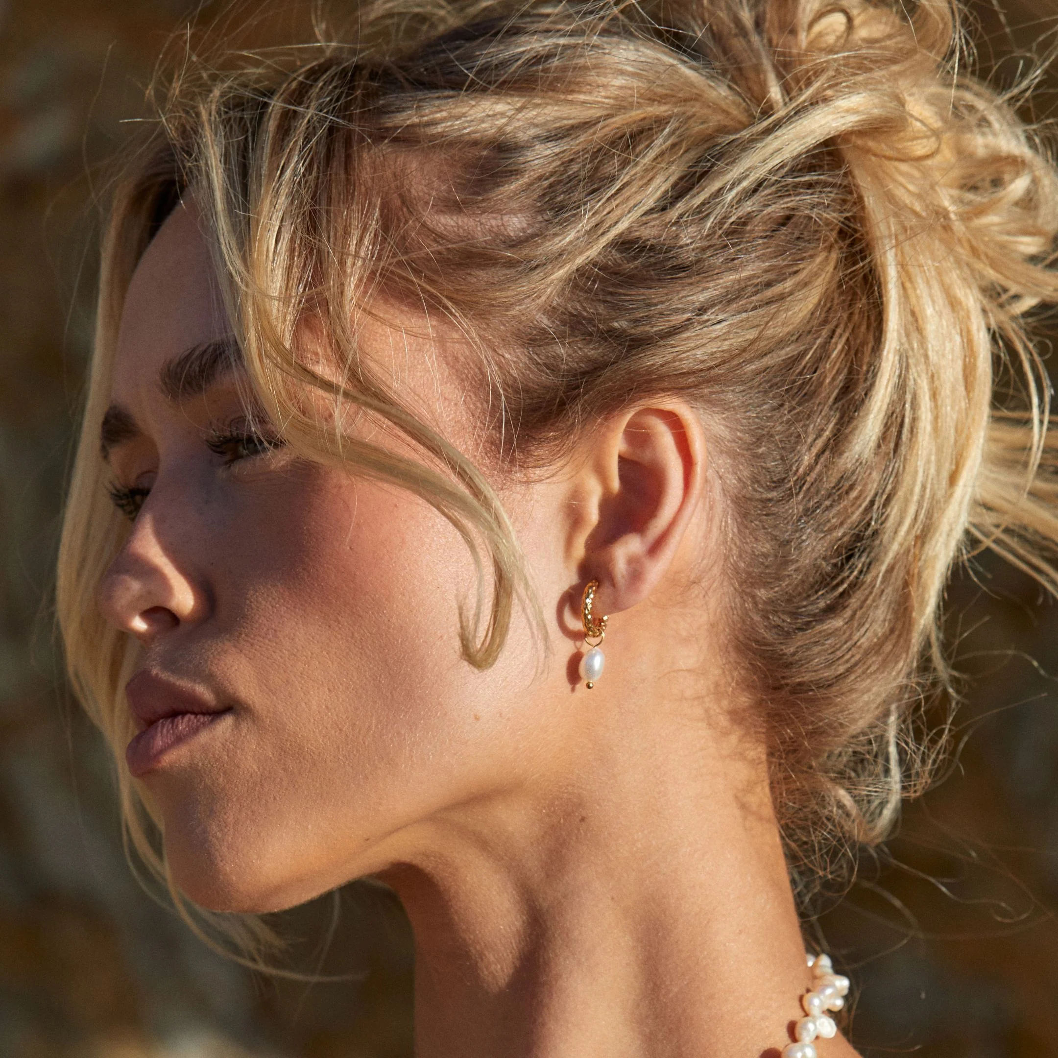 Hammered Pearl Hoop Earrings - Image 16