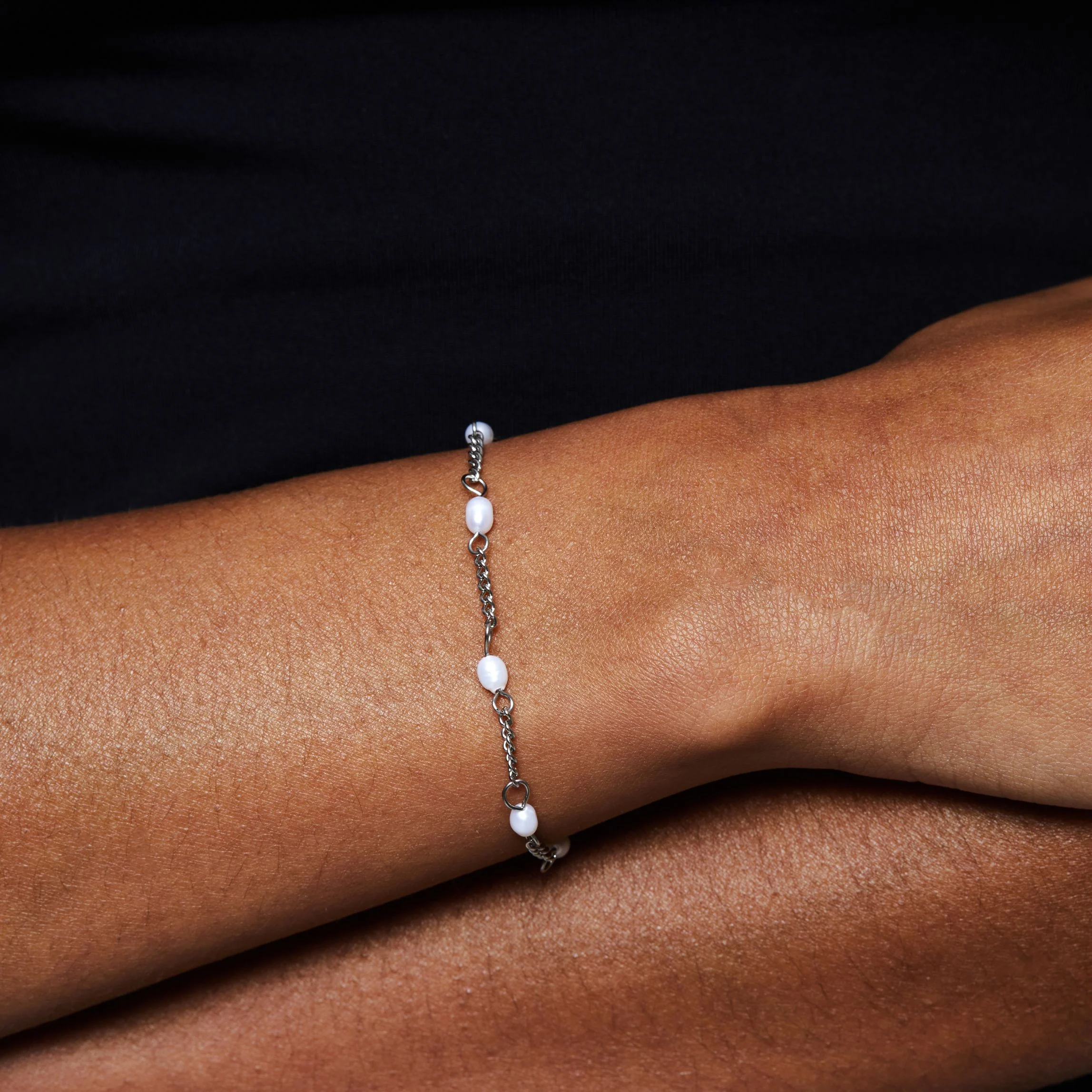 "Lovina" Freshwater Pearl Bracelet - Image 10
