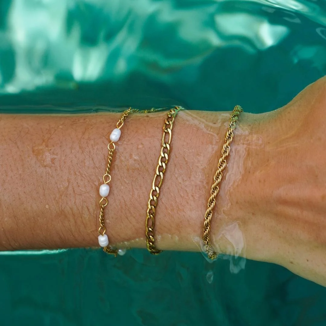 "Lovina" Freshwater Pearl Bracelet - Image 4