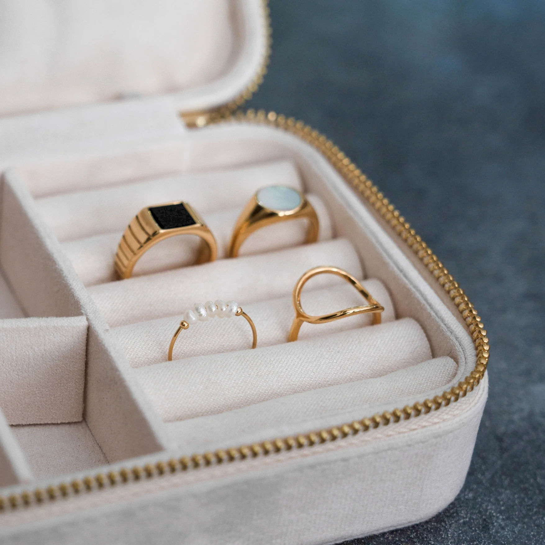 Mini Pearls Ring - Image 16