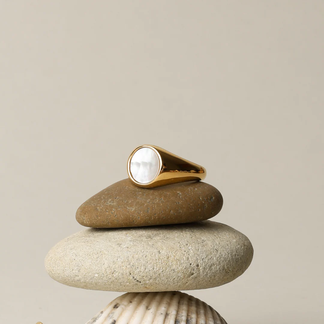Mother Of Pearl Ring - Image 7