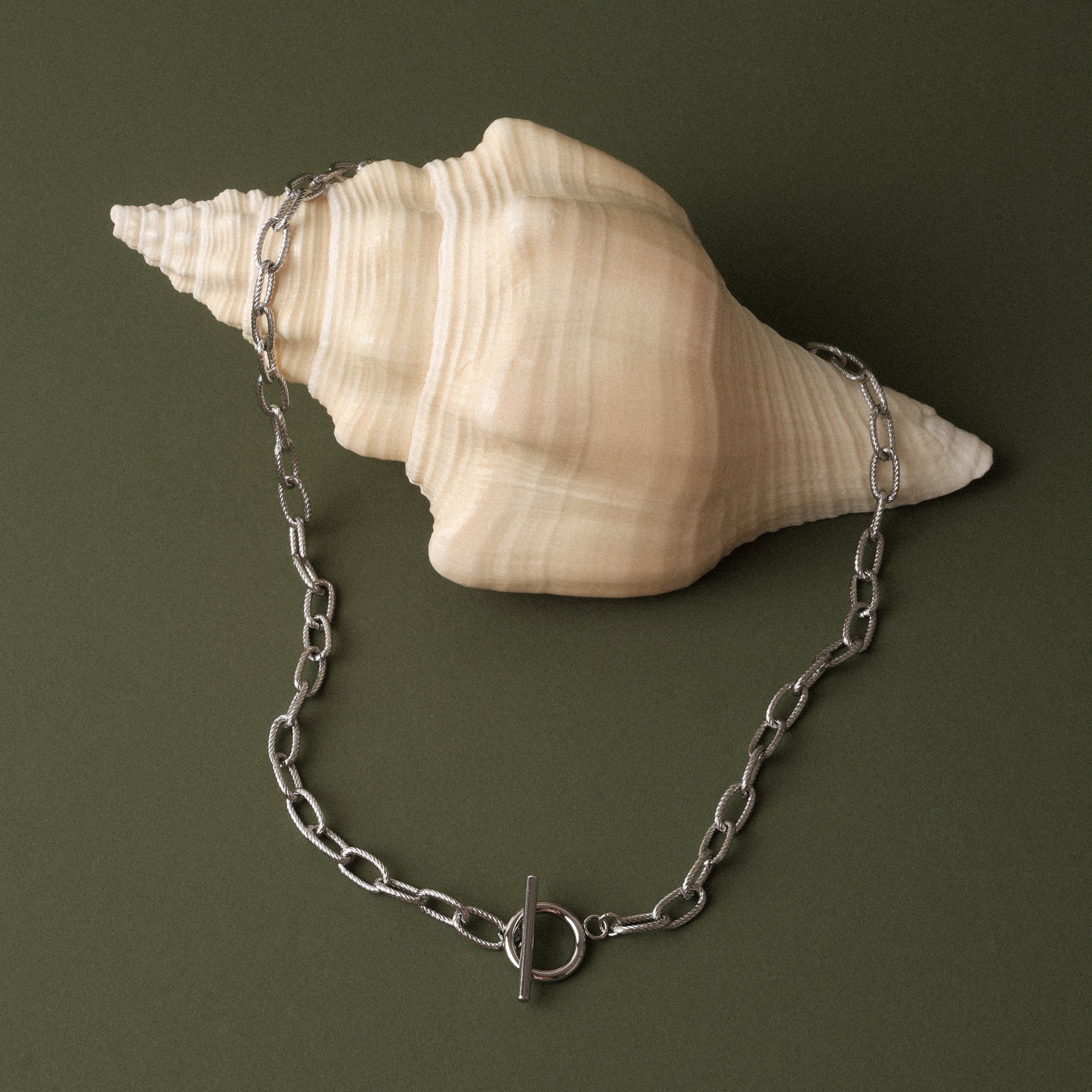 Paperclip Toggle Choker - Image 7