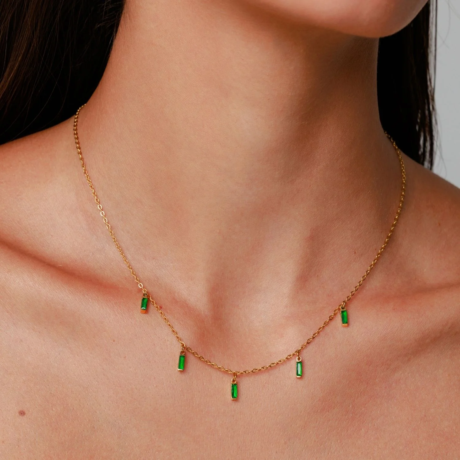 Rain of Emeralds Choker - Image 4