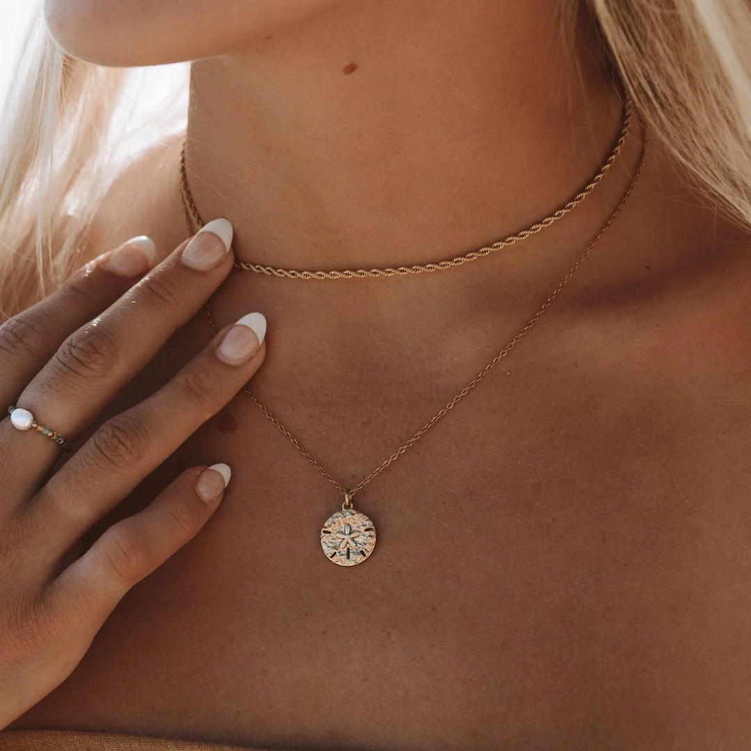 "Calvi" Rope Chain Necklace - Image 9