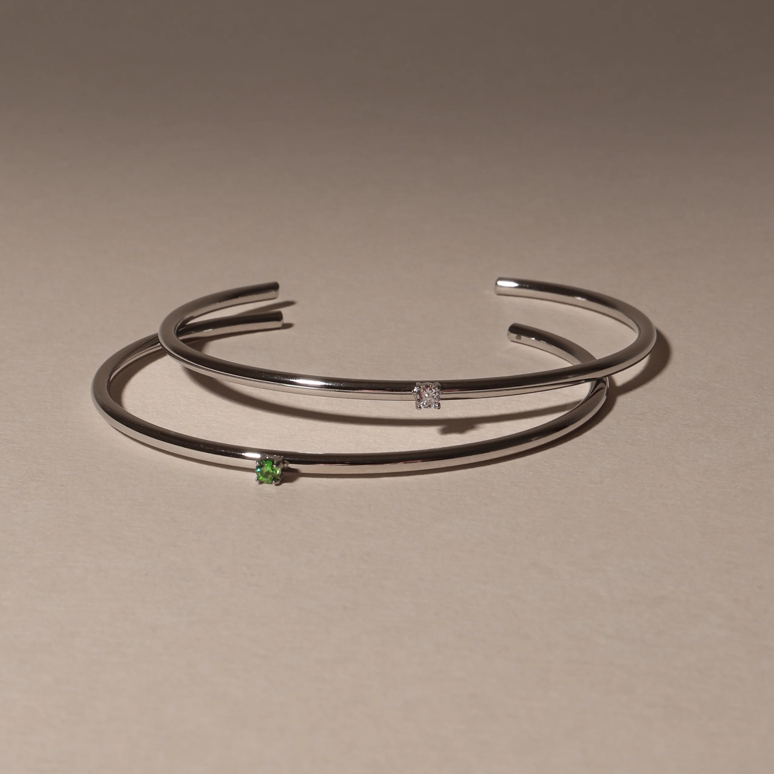 Thin Emerald Cuff - Image 9
